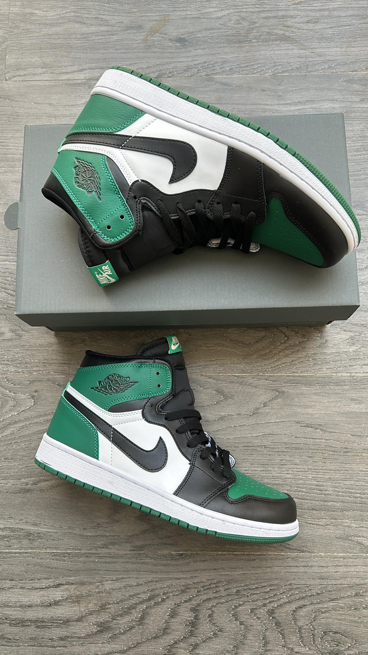 NIKE AIR JORDAN ONE GREEN WHITE