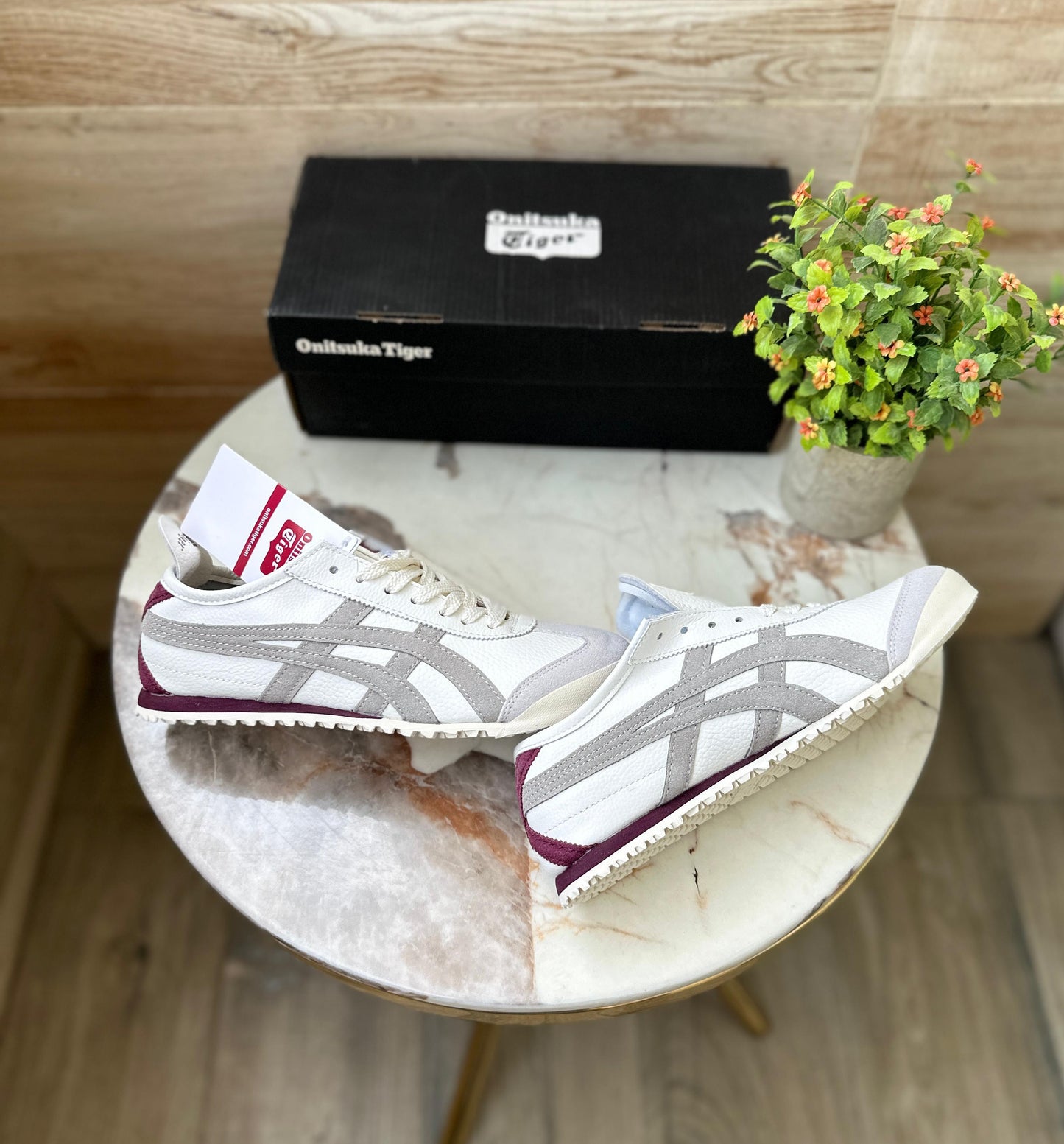 ONITSUKA TIGER LEATHER WHITE GREY