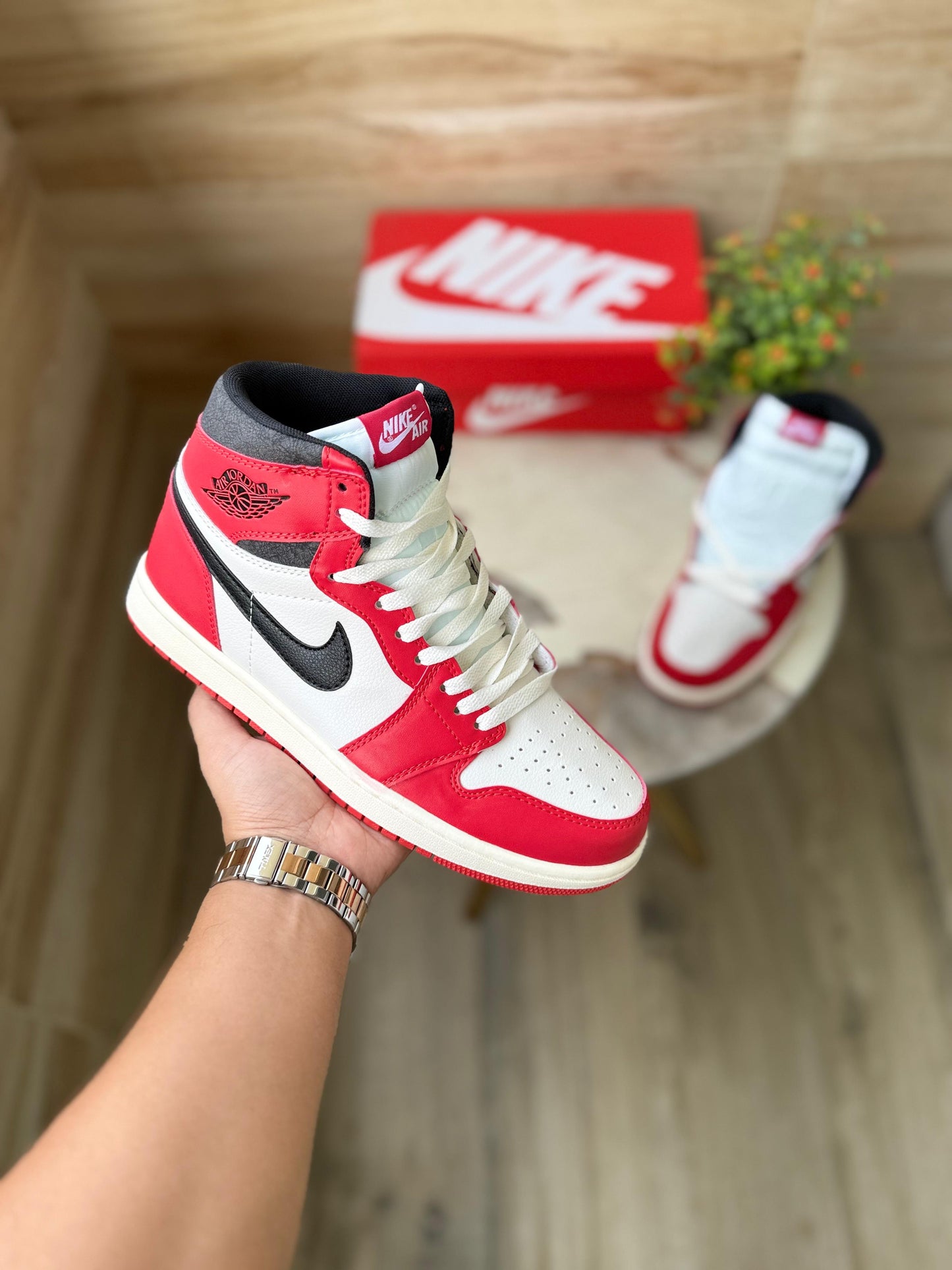 AIR JORDAN RETRO 1 HIGH LOST AND FOUND