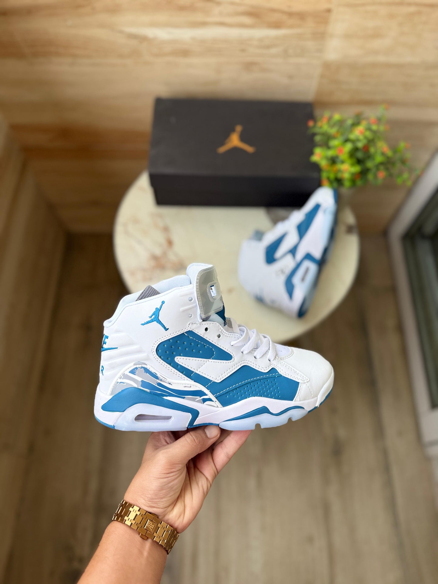 AIR JORDAN RETRO 6 JUMPMAN MVP NDUSTRIAL BLUE