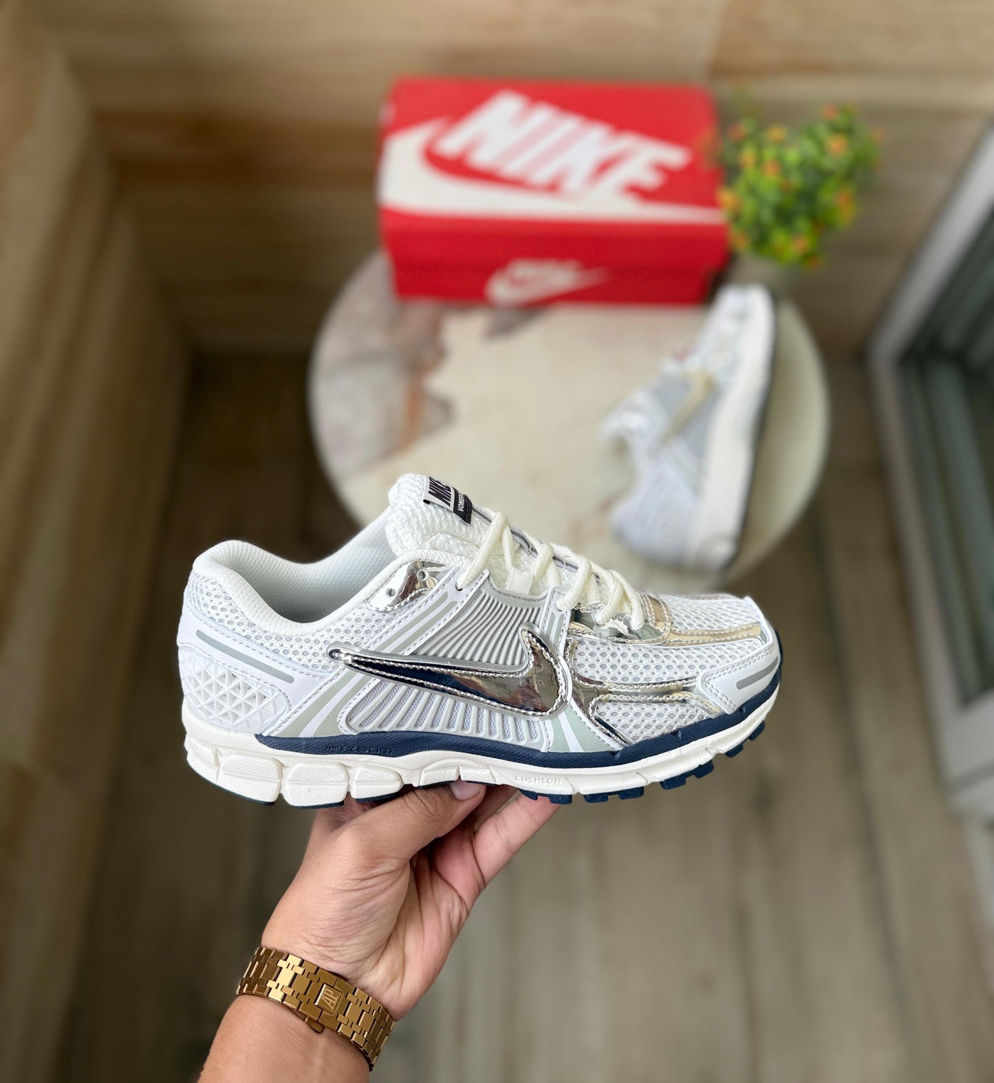 NIKE ZOOM VOMERO PHOTON DUST