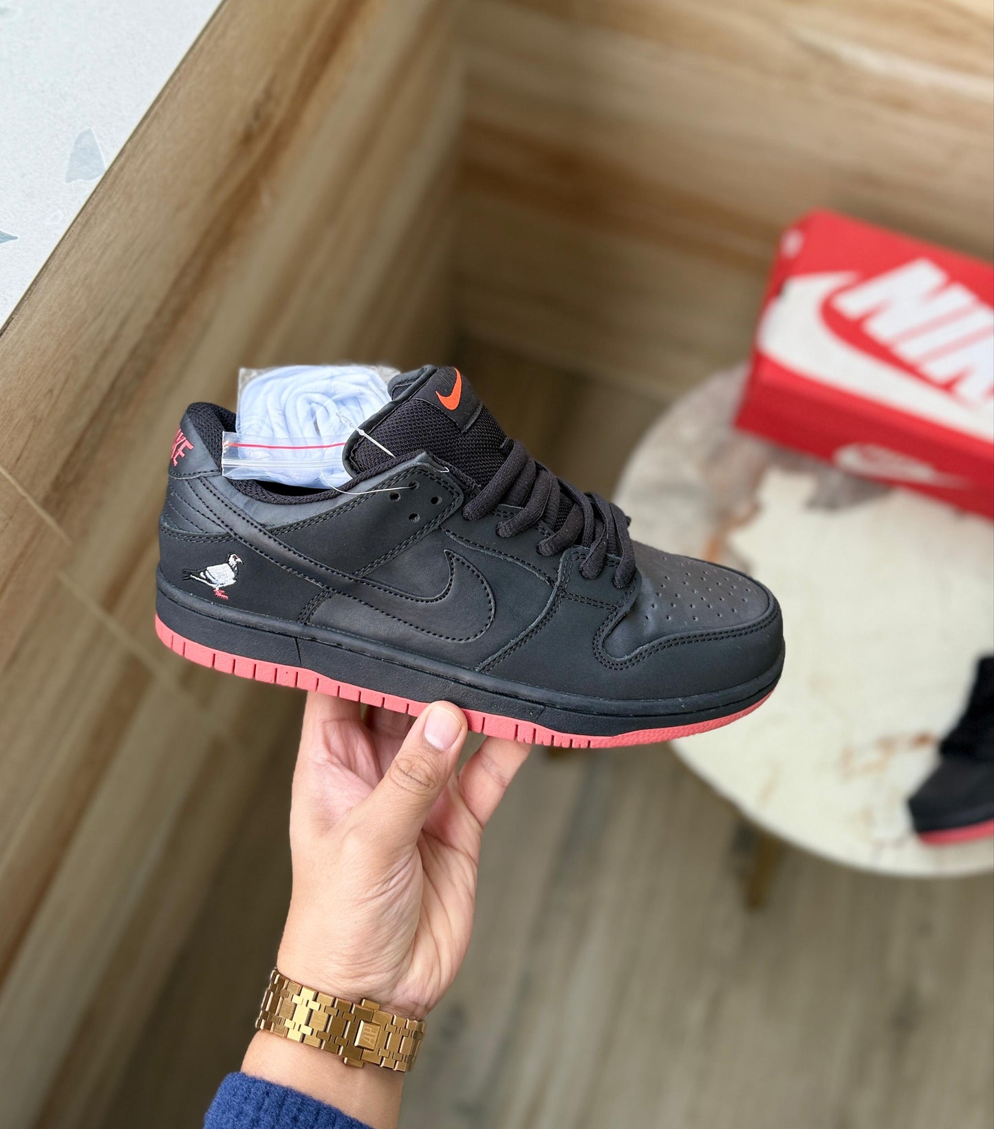 NIKE SB DUNK NYC PIGEON BLACK