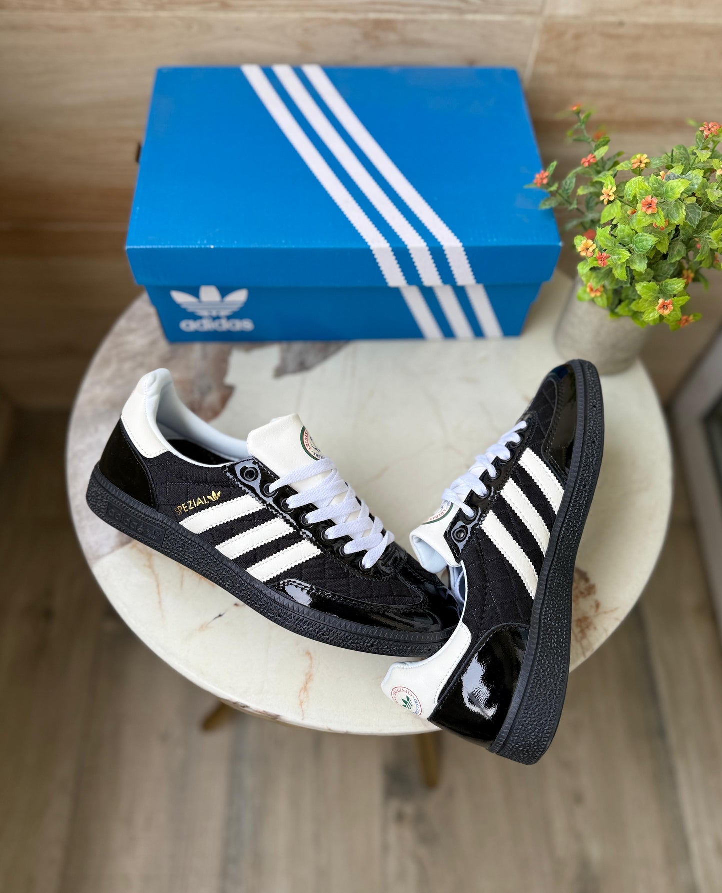 ADIDAS ORIGINALS HANDBALL SPEZIAL PATENT BLACK