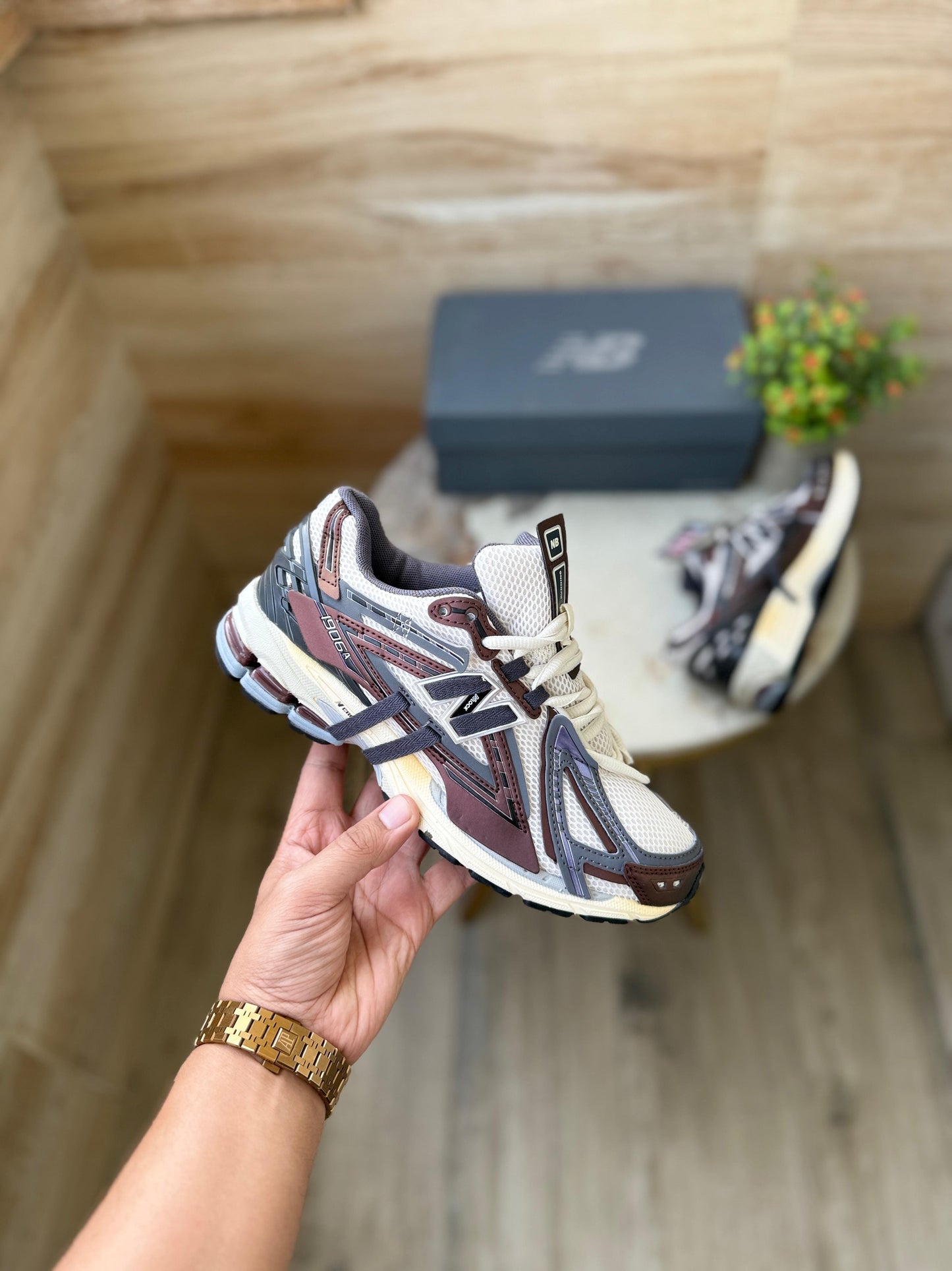 NEW BALANCE 1906 GREY GOLD