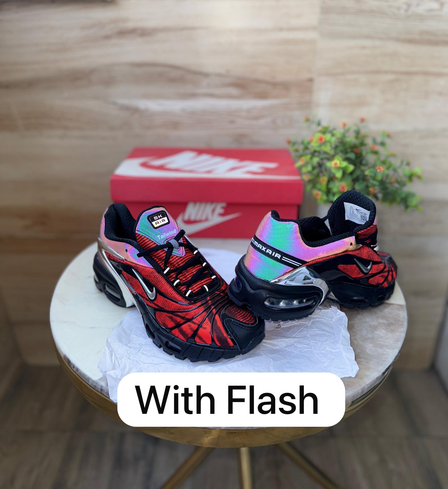 NIKE AIRMAX TAILWIND TN PLUS RED