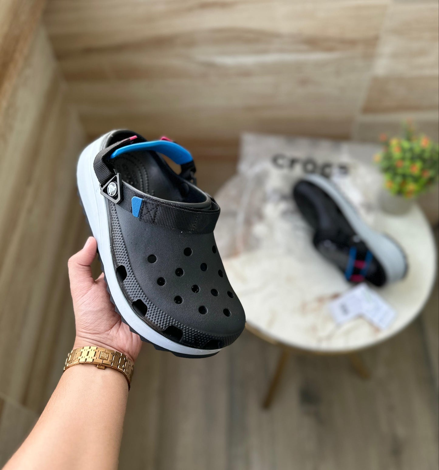 CROCS CLASSIC HIKER CLOGS