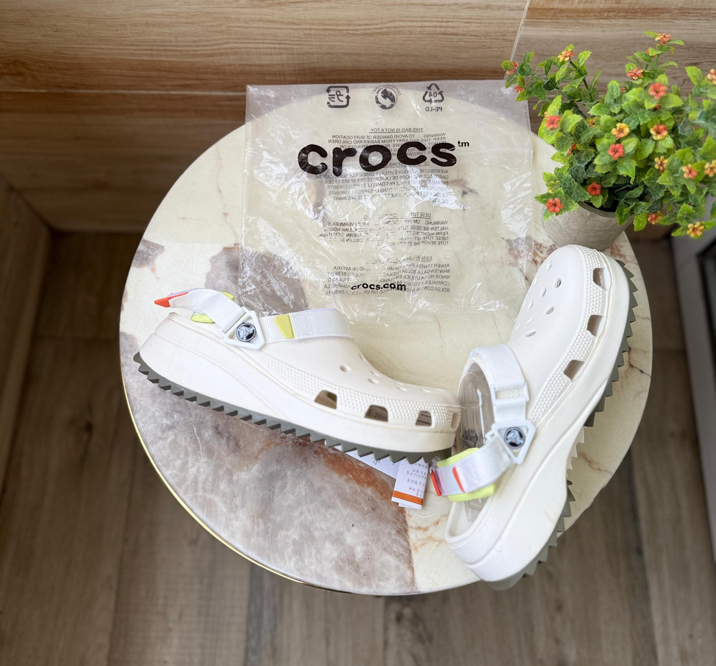 CROCS CLASSIC HIKER CLOGS