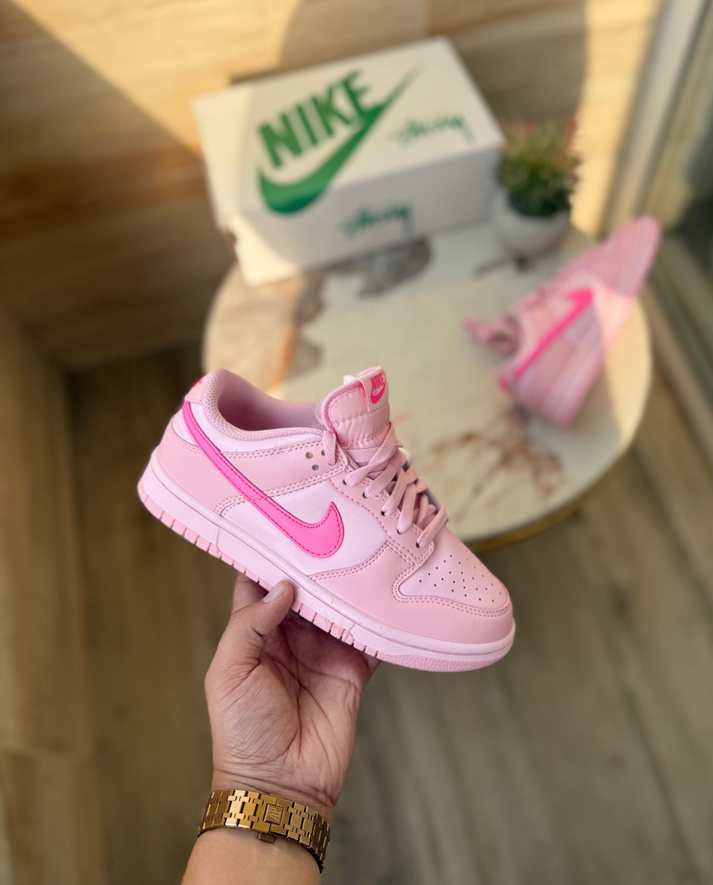 NIKE SB DUNK BARBIE TRIPPLE PINK