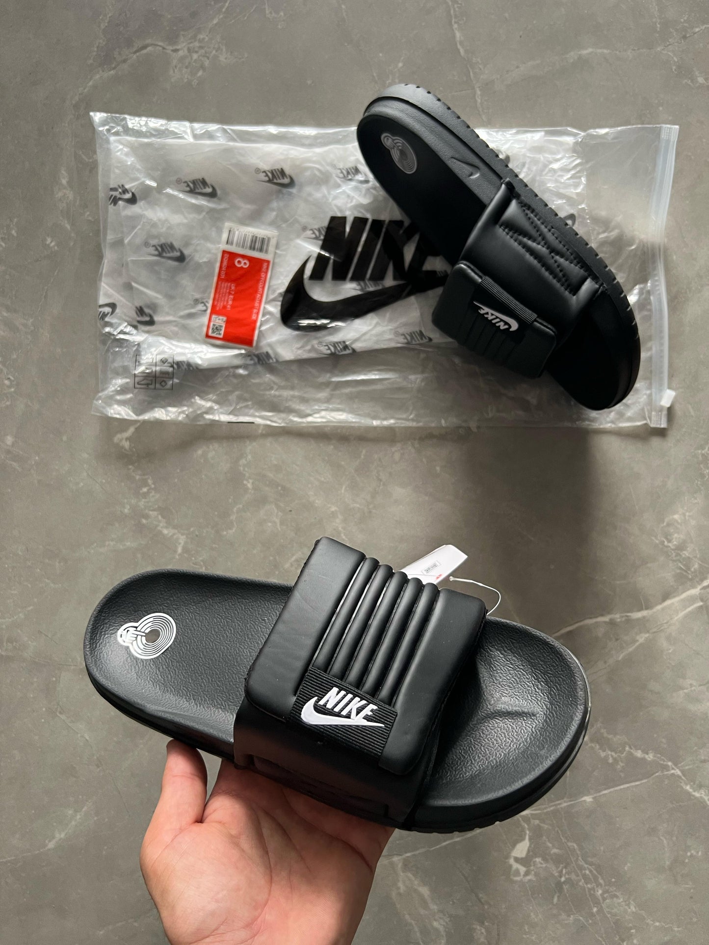 NIKE OFFCOURT ADJUST SLIDE