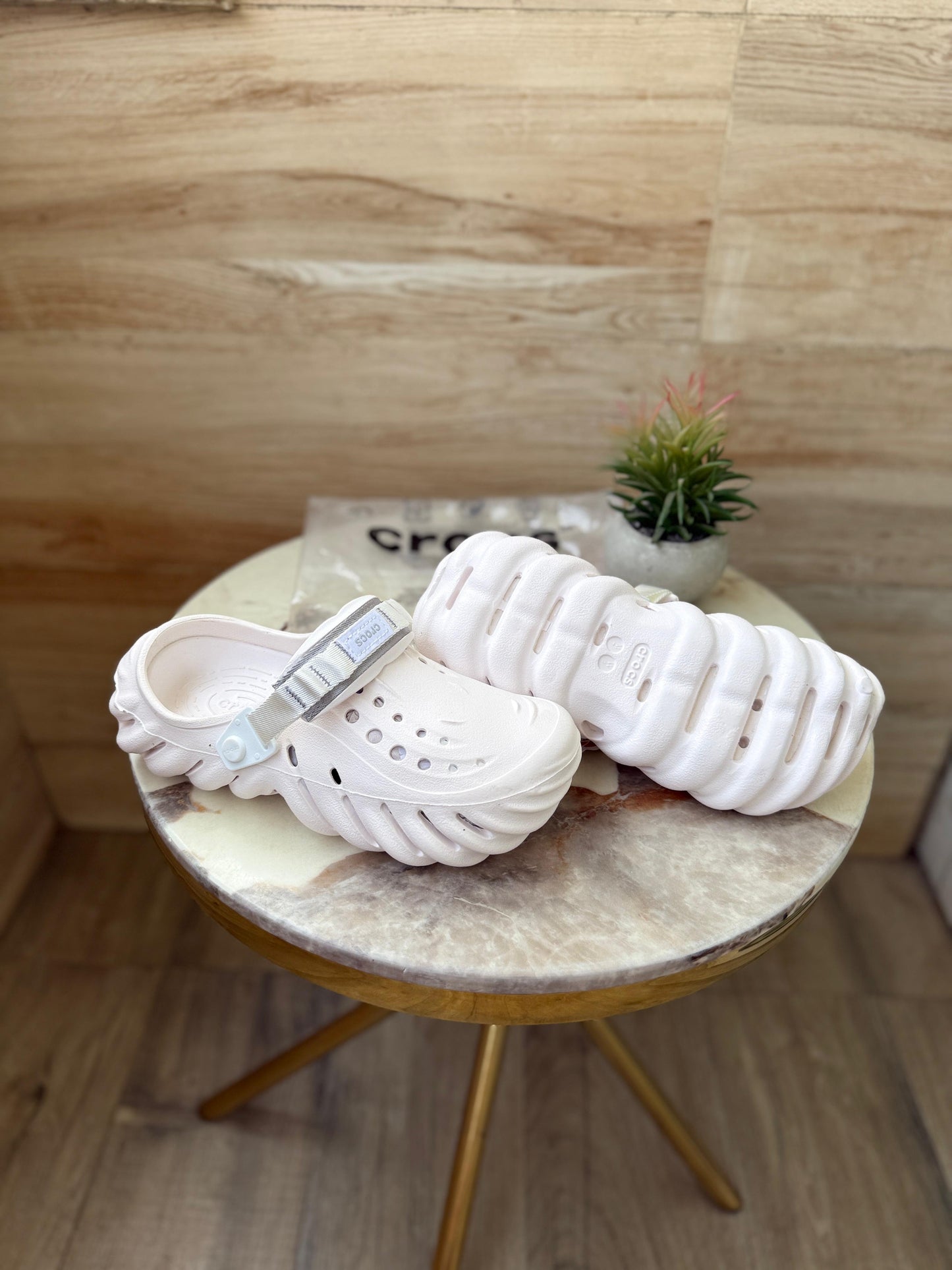 CROCS ECHO CLOG