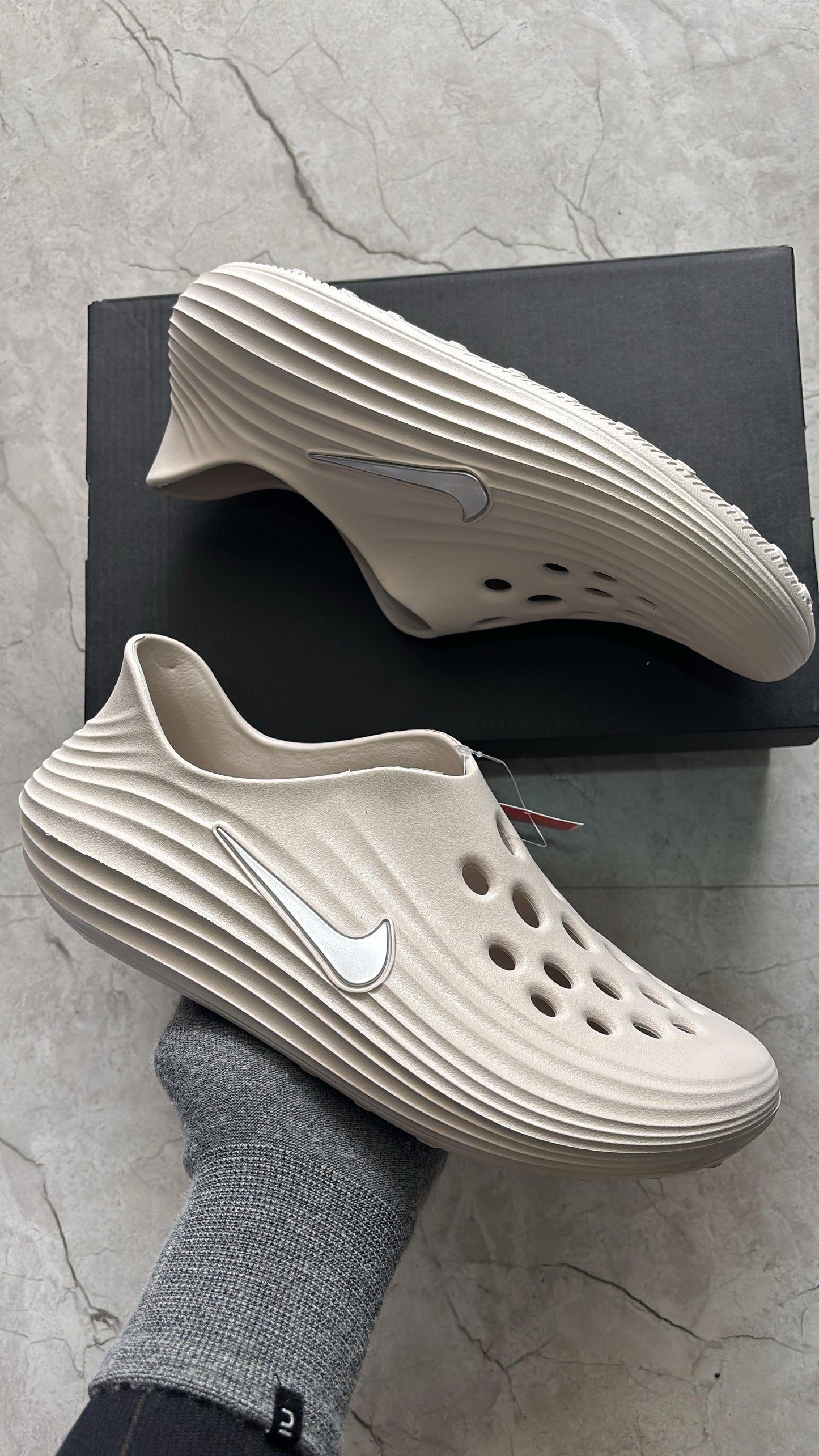 NIKE REACTX REJUVEN 8