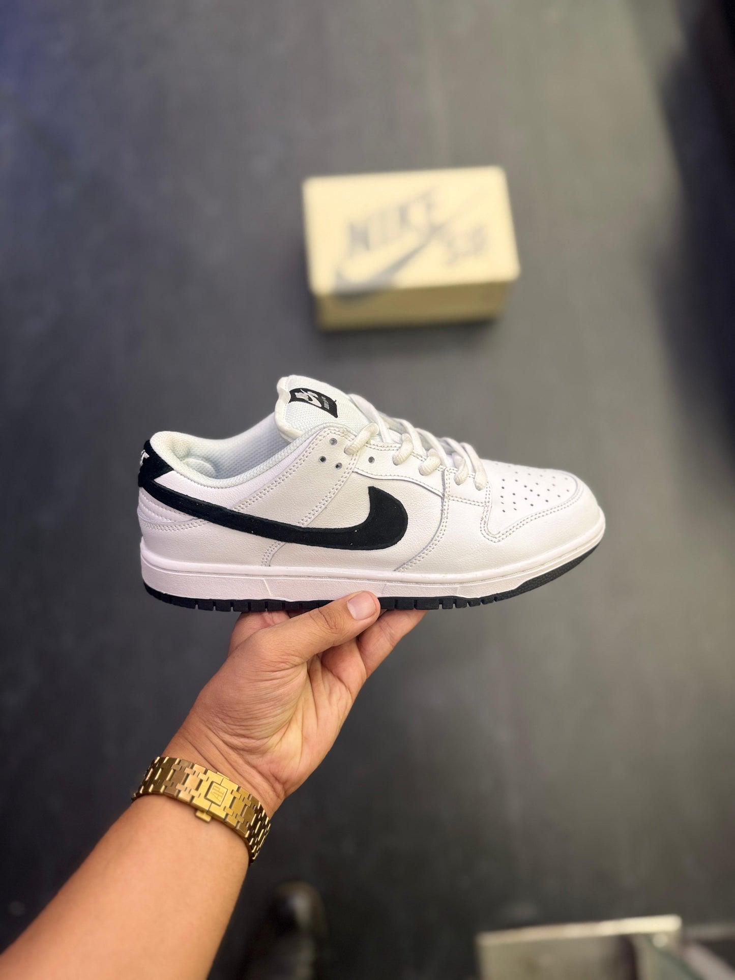 NIKE SB DUNK LOW PRO SKATE