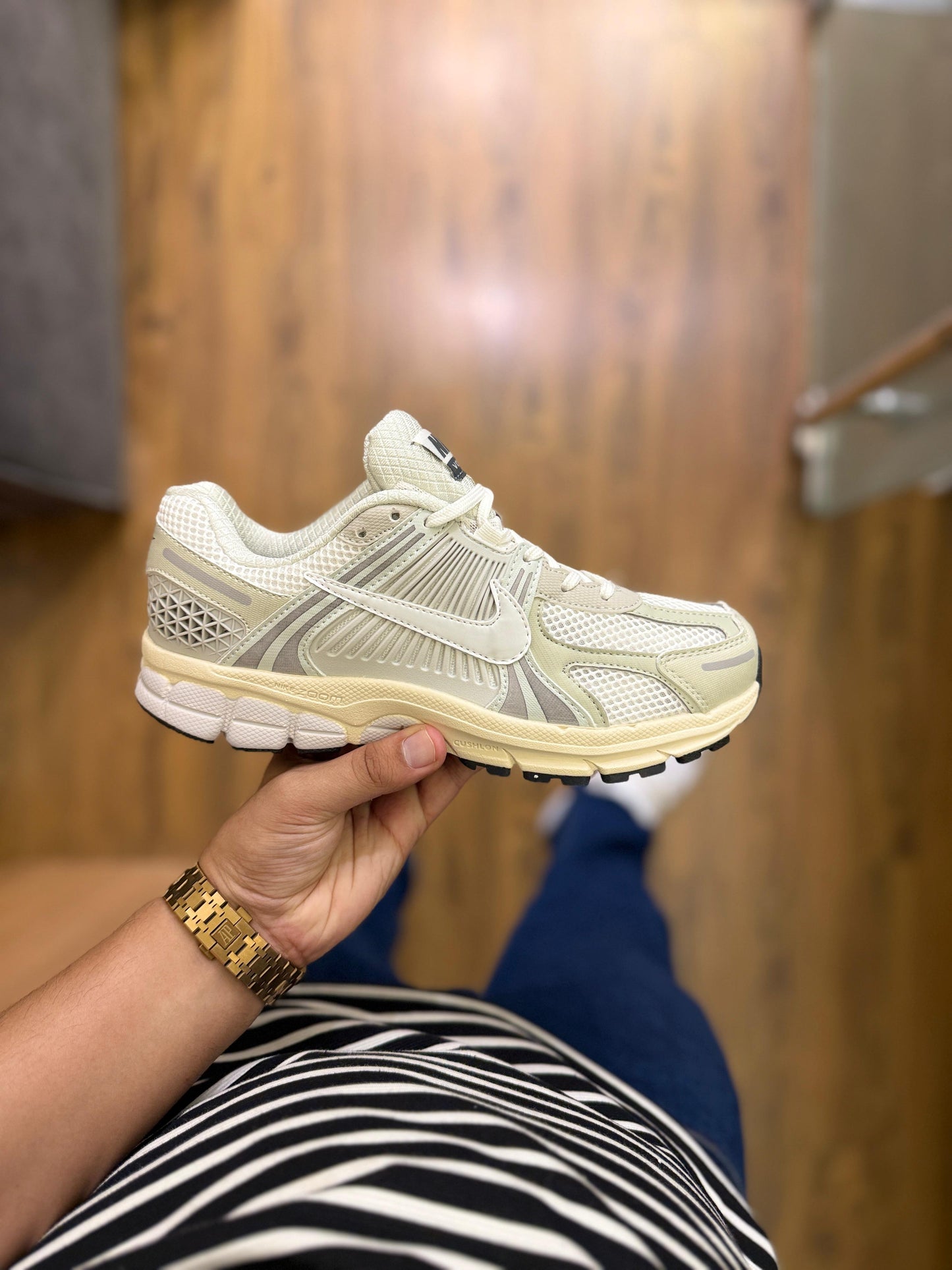 NIKE ZOOM VOMERO PLATINUM