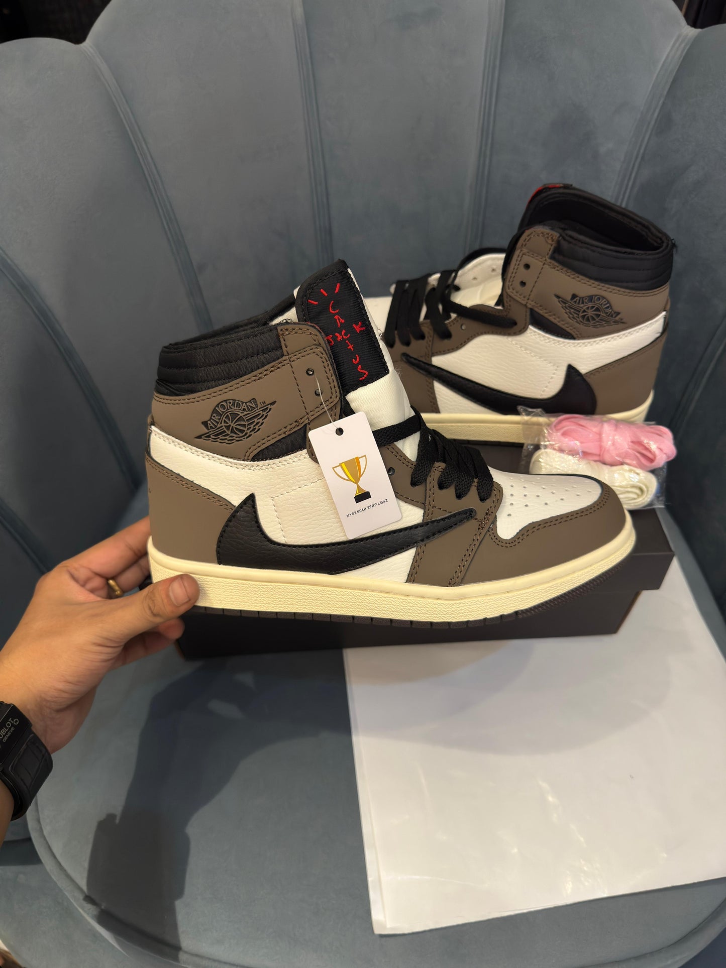 AIR JORDAN 1 X TRAVIS SCOT HIGH BROW