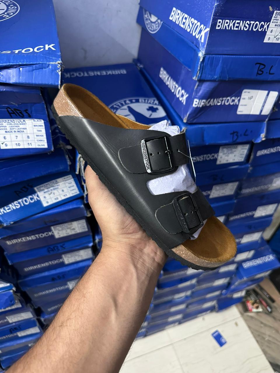 BIRKENSTOCK ARIZONA BLACK LETHER