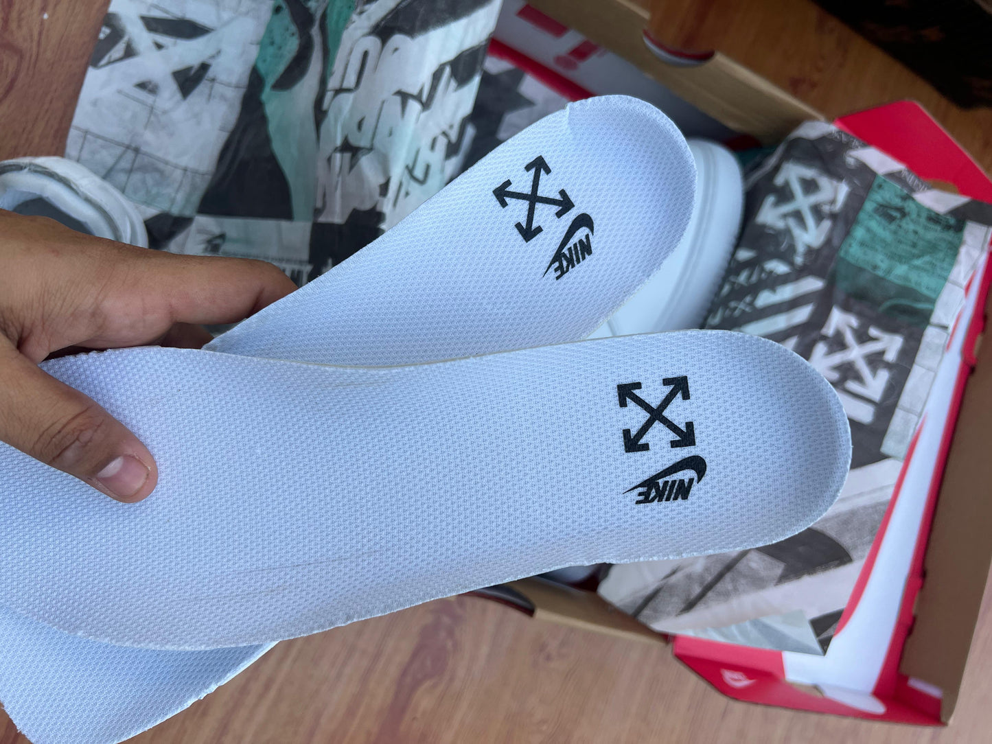 OFF WHITE x AIRFORCE 1 COMPLEXCON EXCLUSIVE