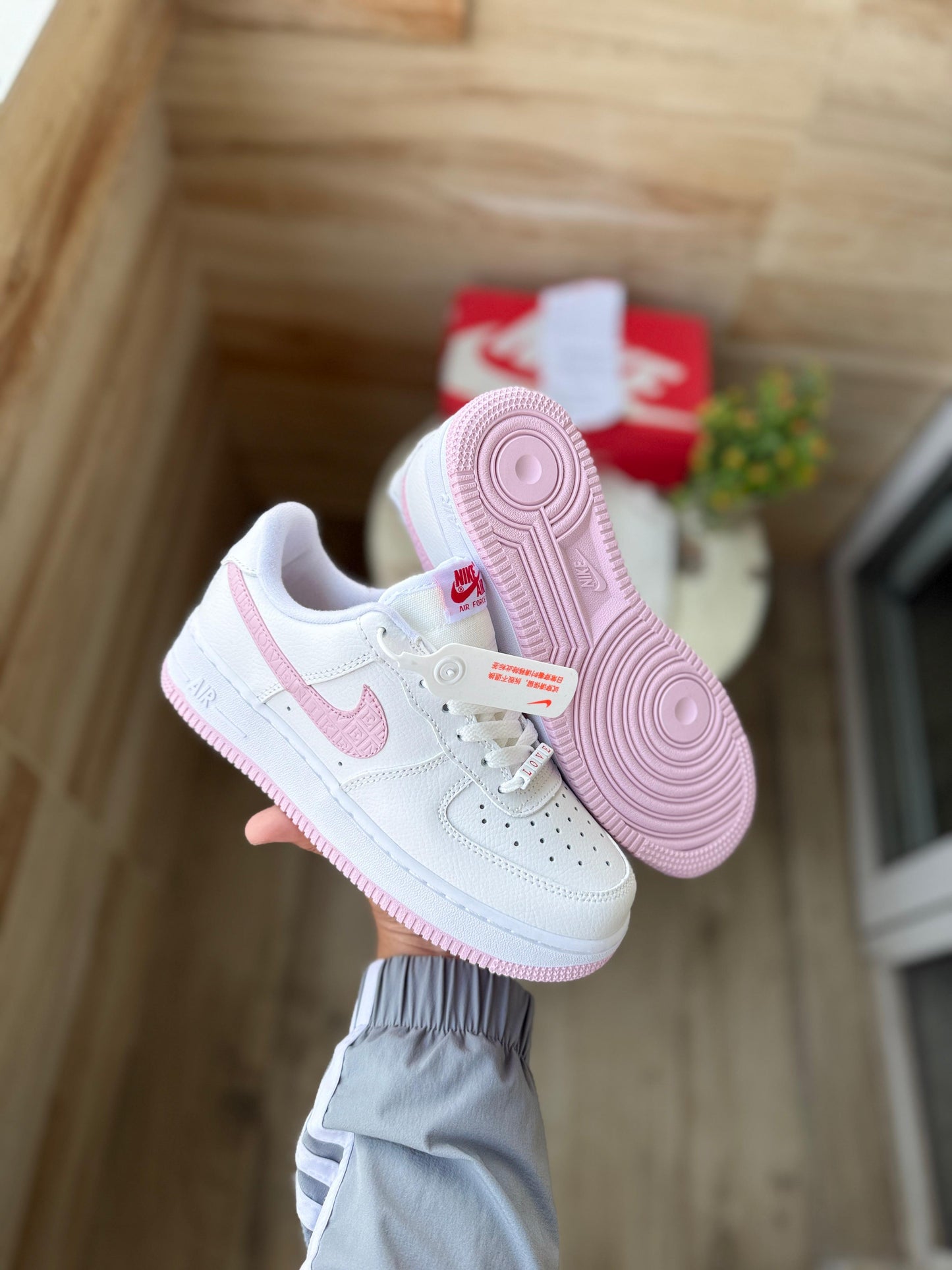 NIKE AIRFORCE ONE VALENTINE LOVE