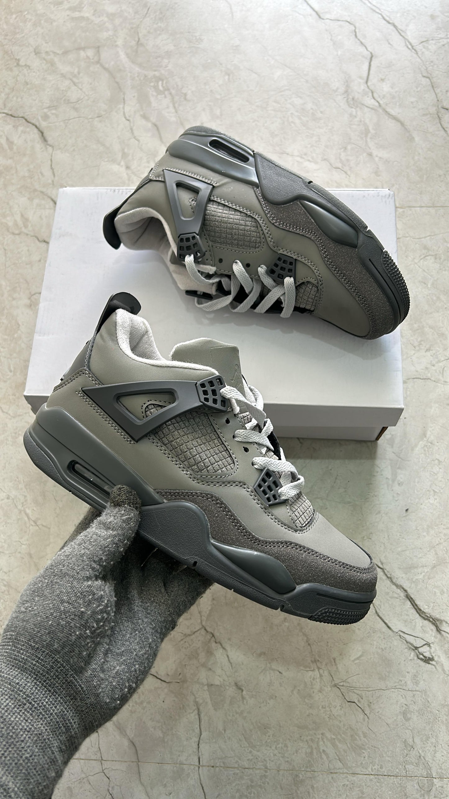 AIR JORDAN RETRO 4 COOL GREY