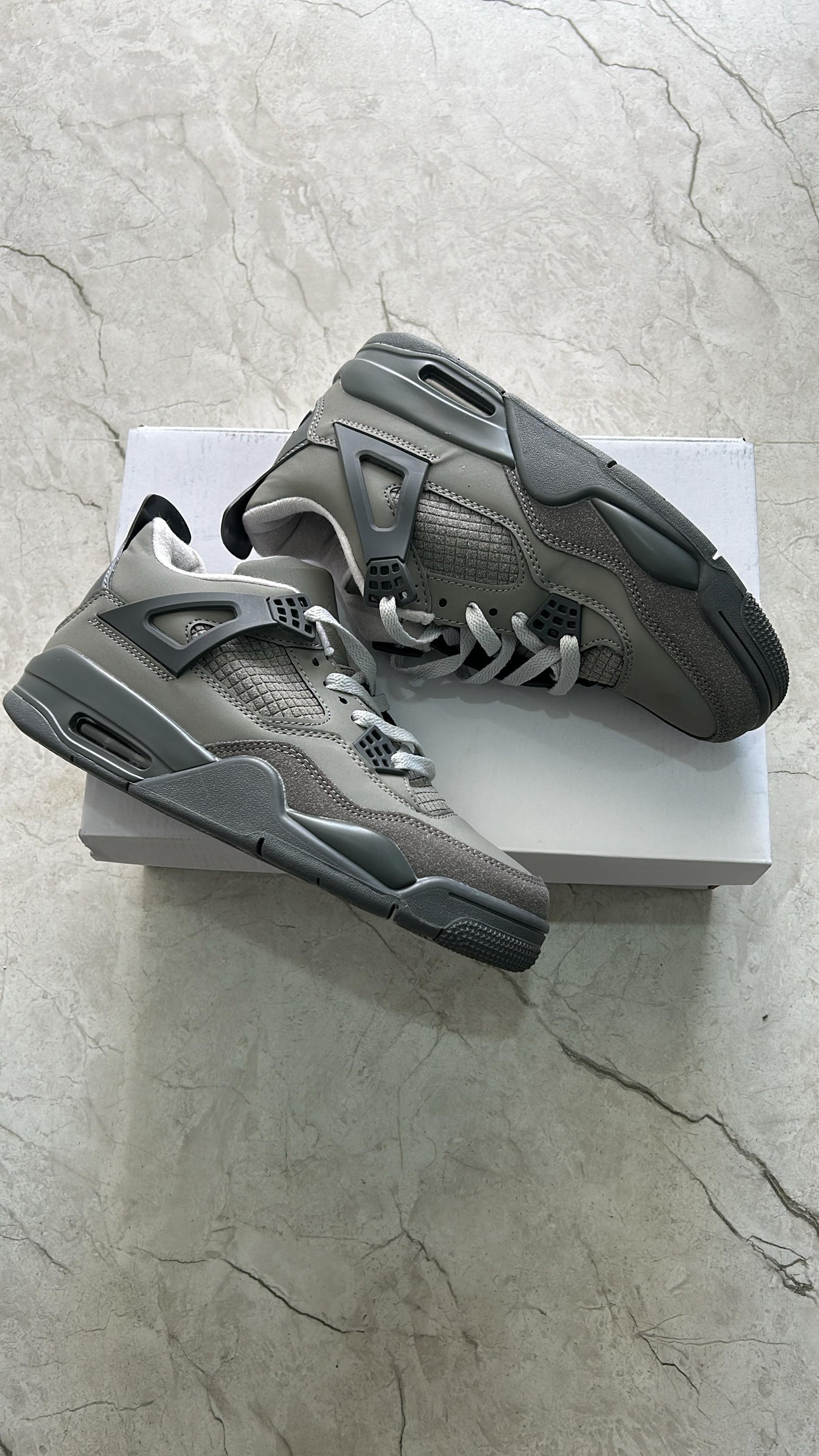 AIR JORDAN RETRO 4 COOL GREY