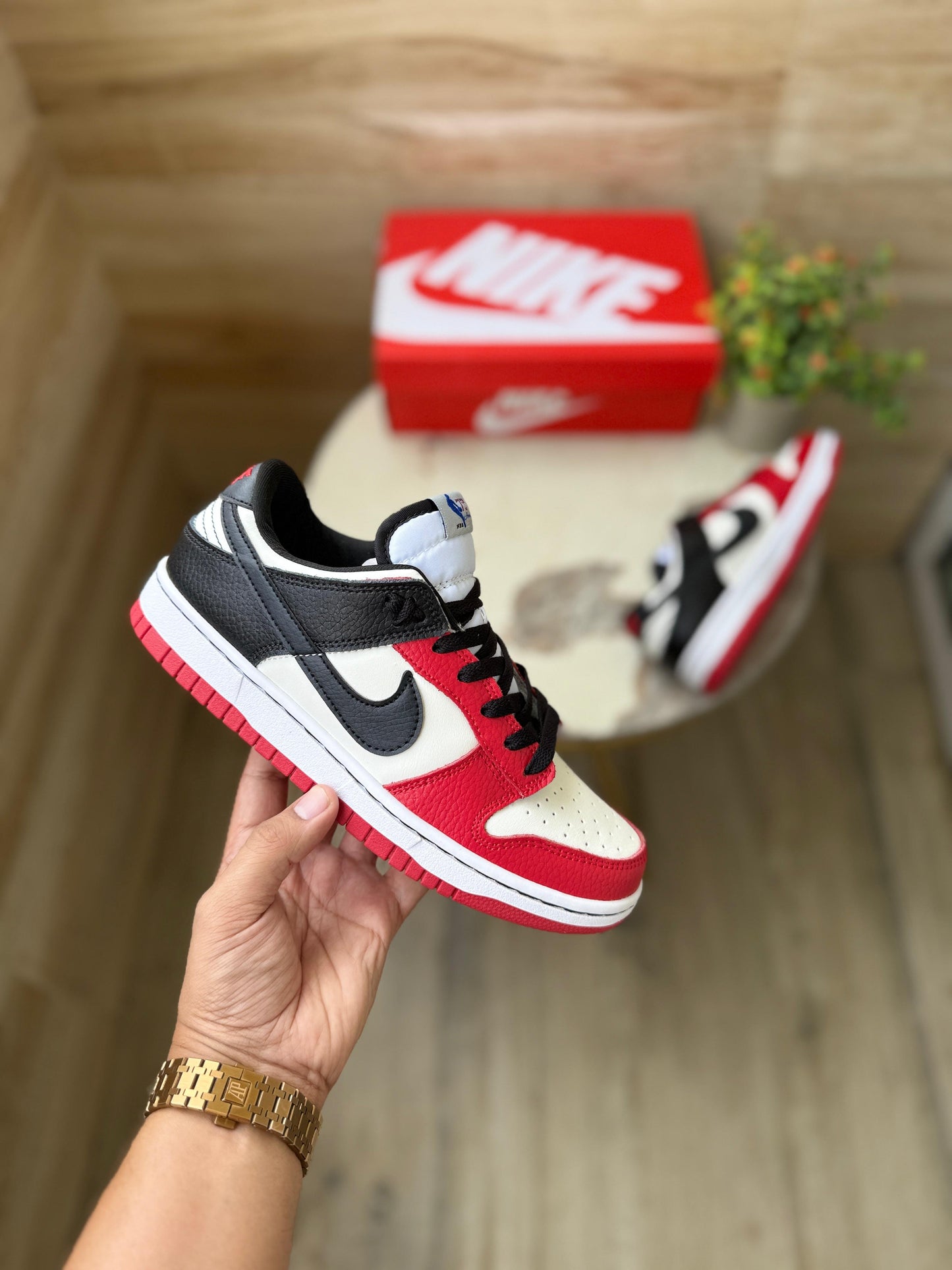 NIKE SB DUNK CHICAGO EMB
