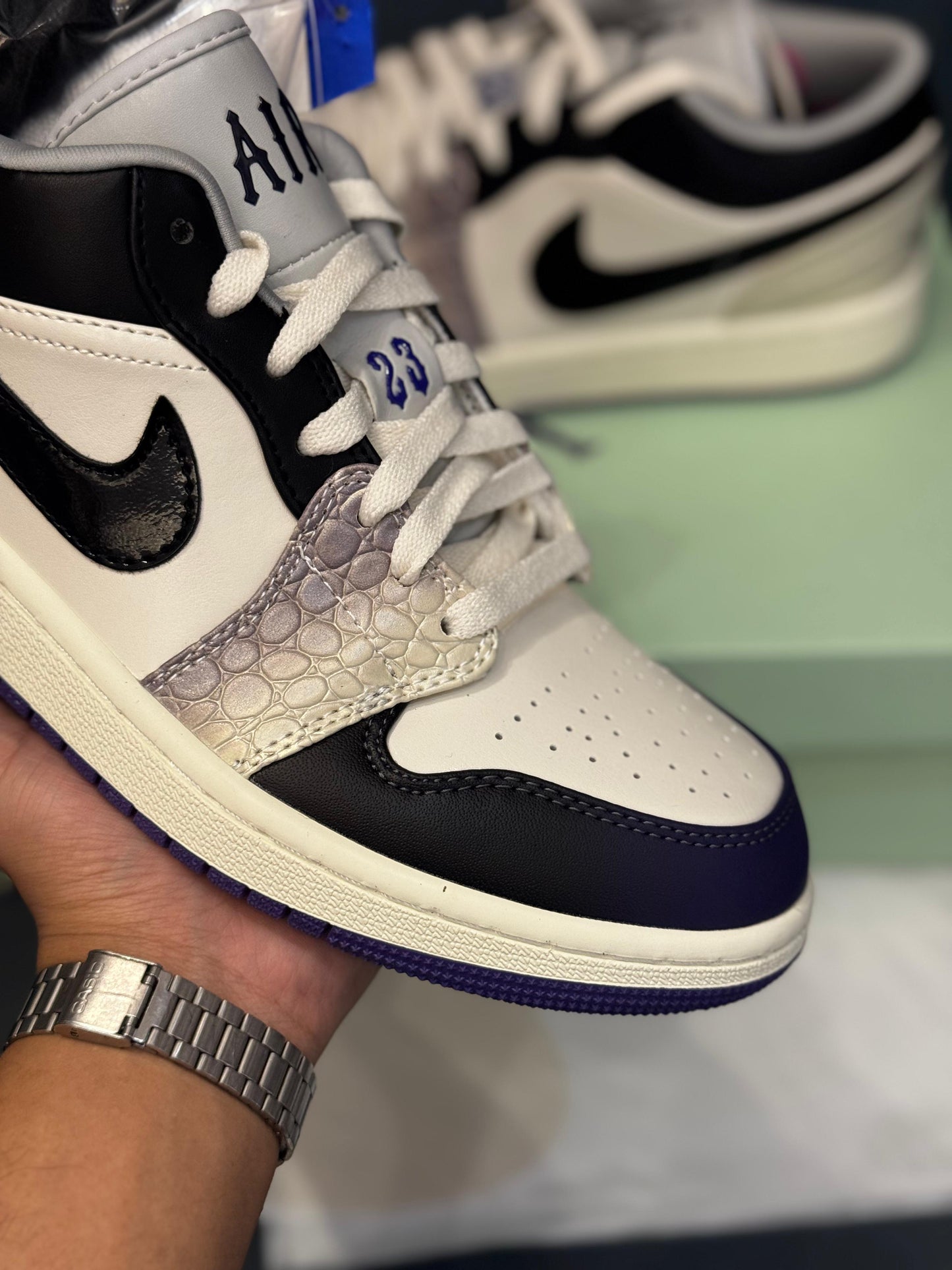 AIR JORDAN 1 AJ1 LOW - PUNK ROCK