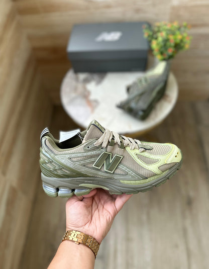 New balance 1906 KHAKI