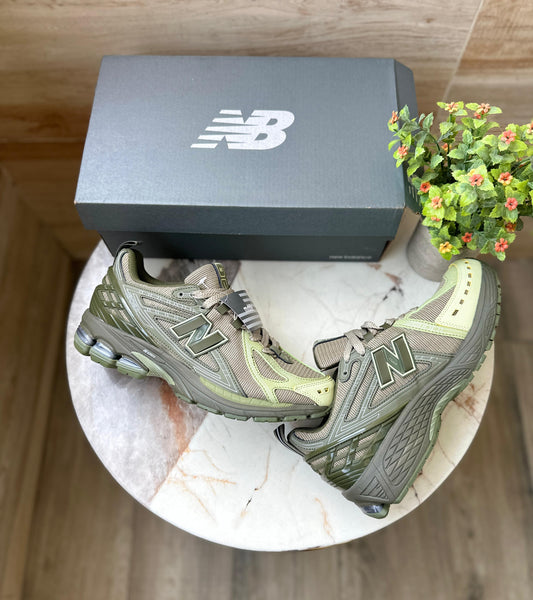 New balance 1906 KHAKI