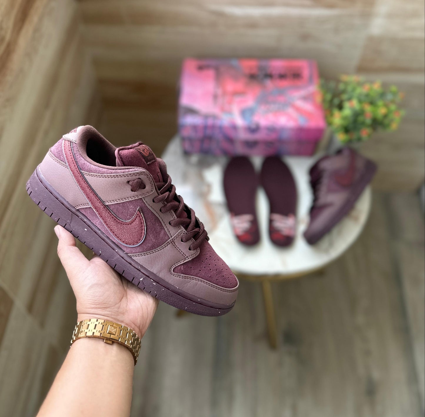 NIKE SB DUNK BURGUNDY CRUSH