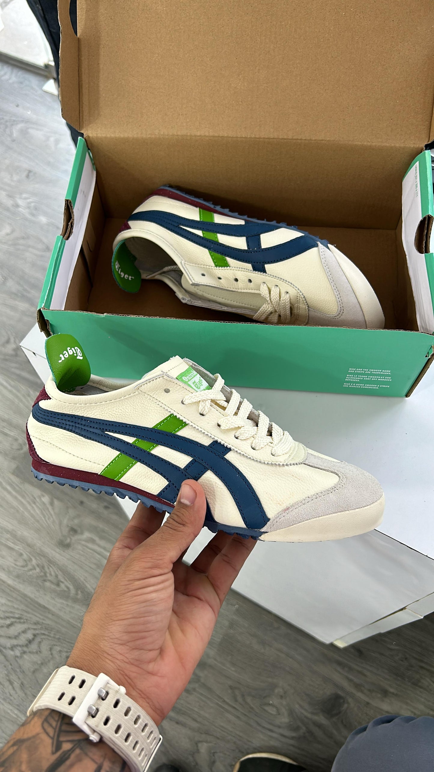 ONITSUKA TIGER MEXICO 66