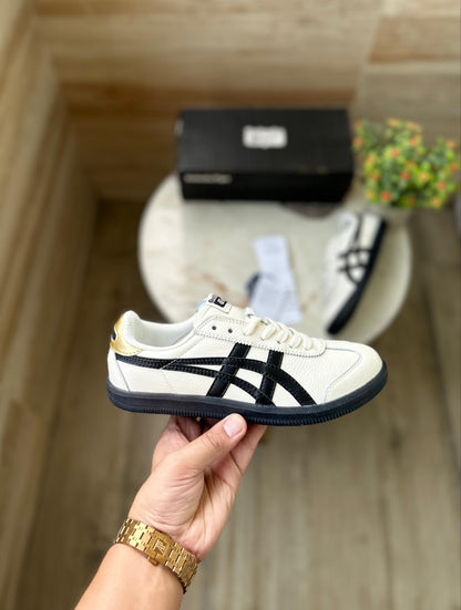 ONITSUKA TIGER TOKUTEN WHITE NAVY