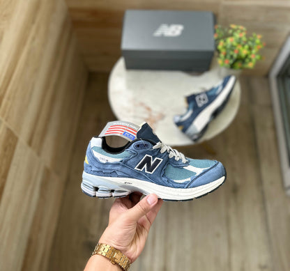 NEW BALANCE 2002r  DENIM BLUE