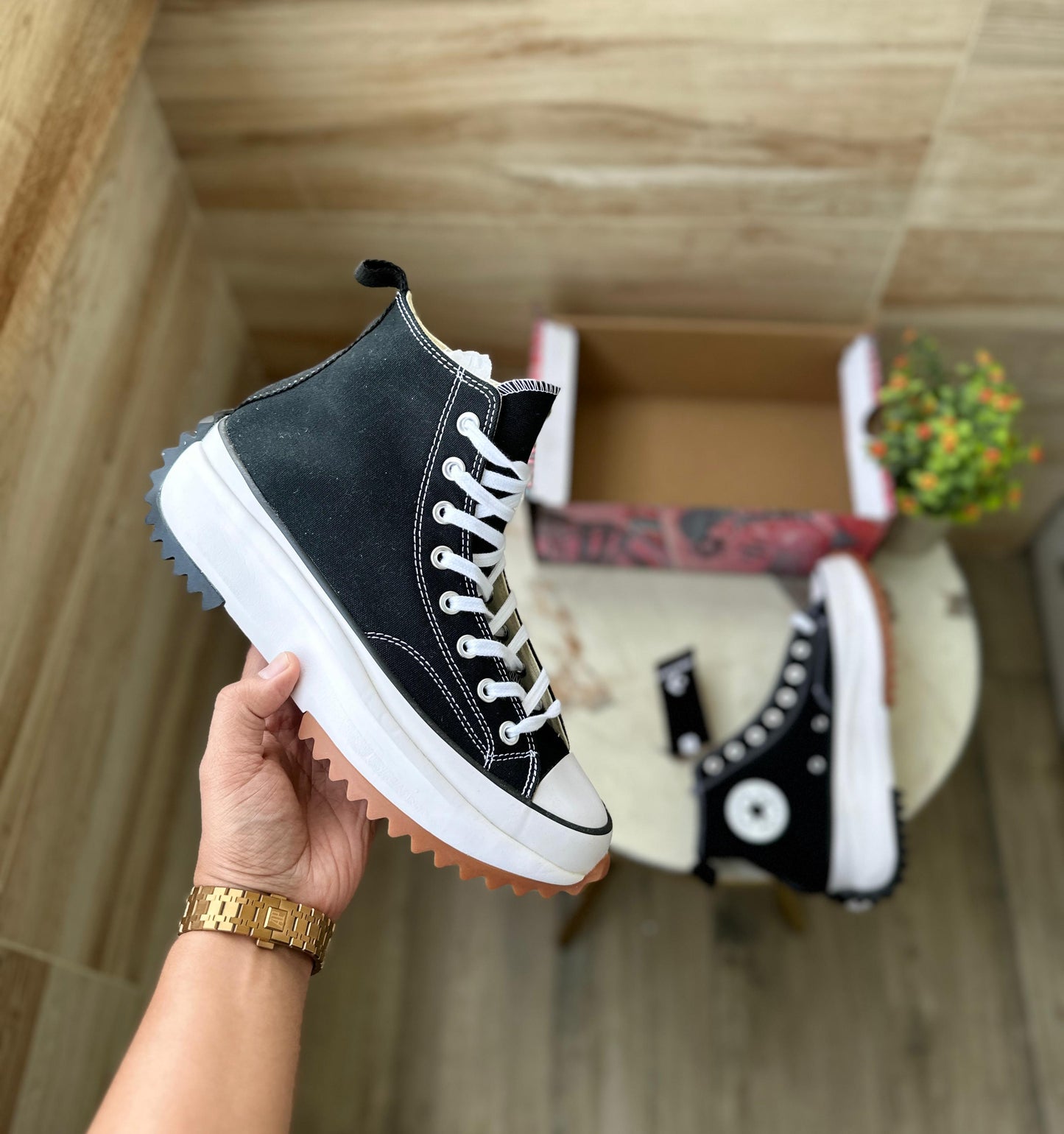 Converse Hike Star