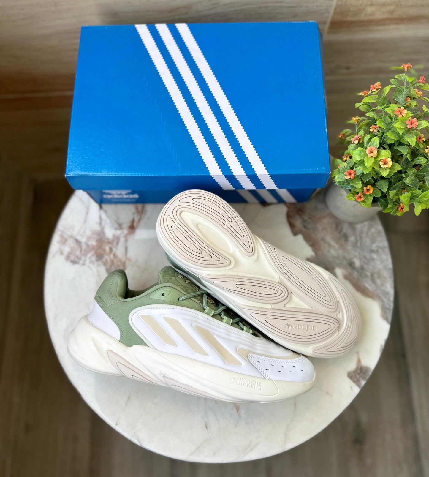 ADIDAS ORIGINALS OZELIA WHITE GREEN