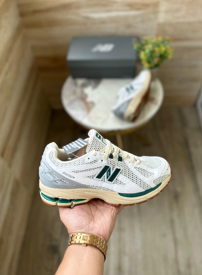 New balance 1906 WHITE GREEN CREAM