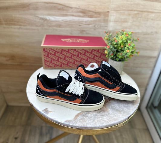 VANS OLD SKOOL KNU DISNEY