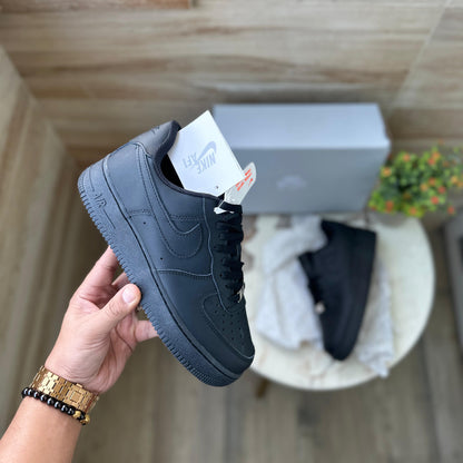 Nike Airforce one Tripple Black