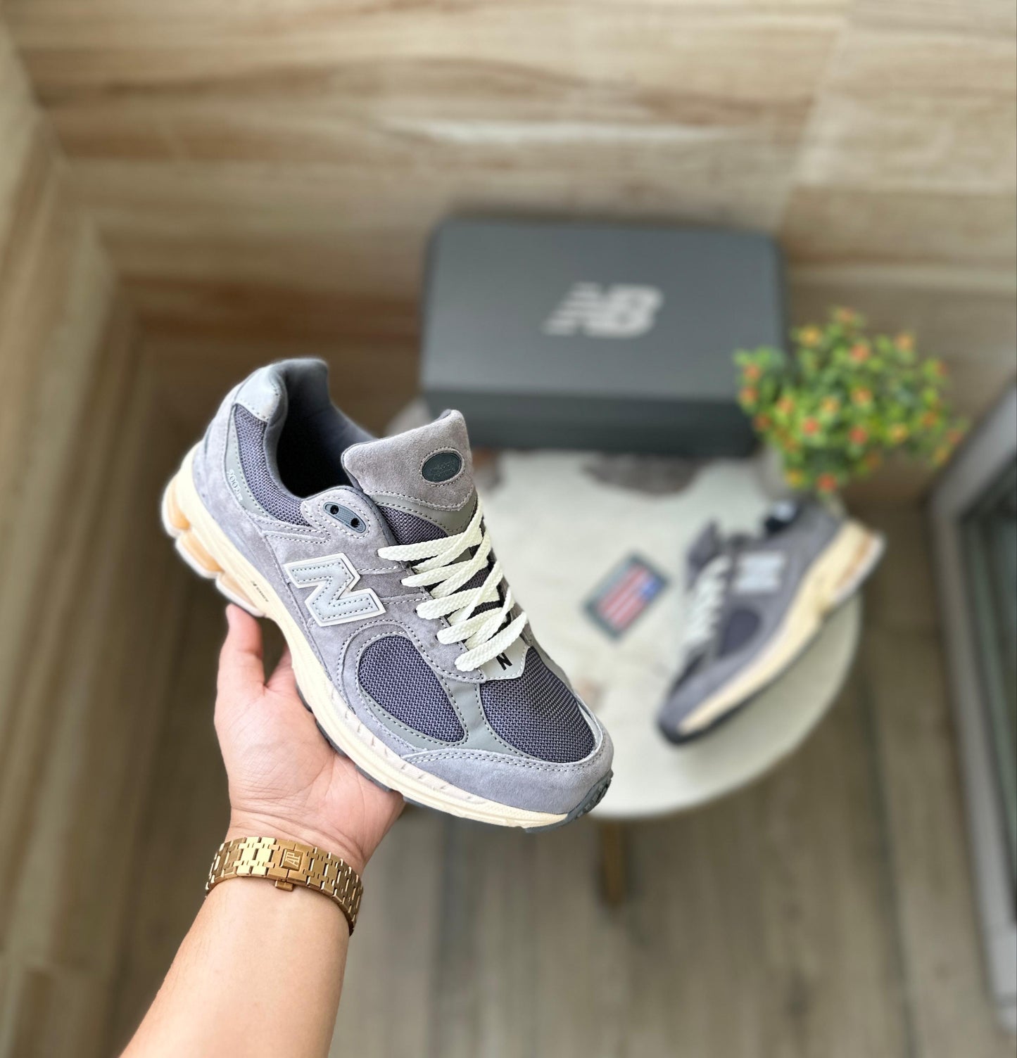 NEW BALANCE 2002r DARK GREY