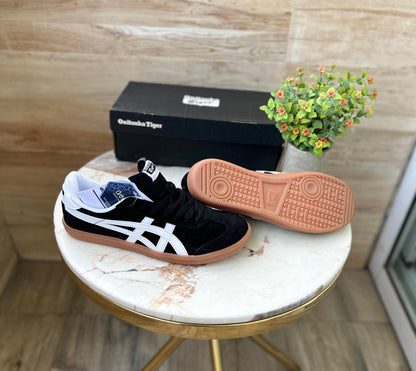 ONITSUKA TIGER TOKUTEN BLACK WHITE