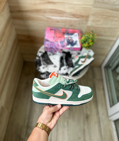 NIKE SB DUNK LOW OTOMO KATSUHIRO