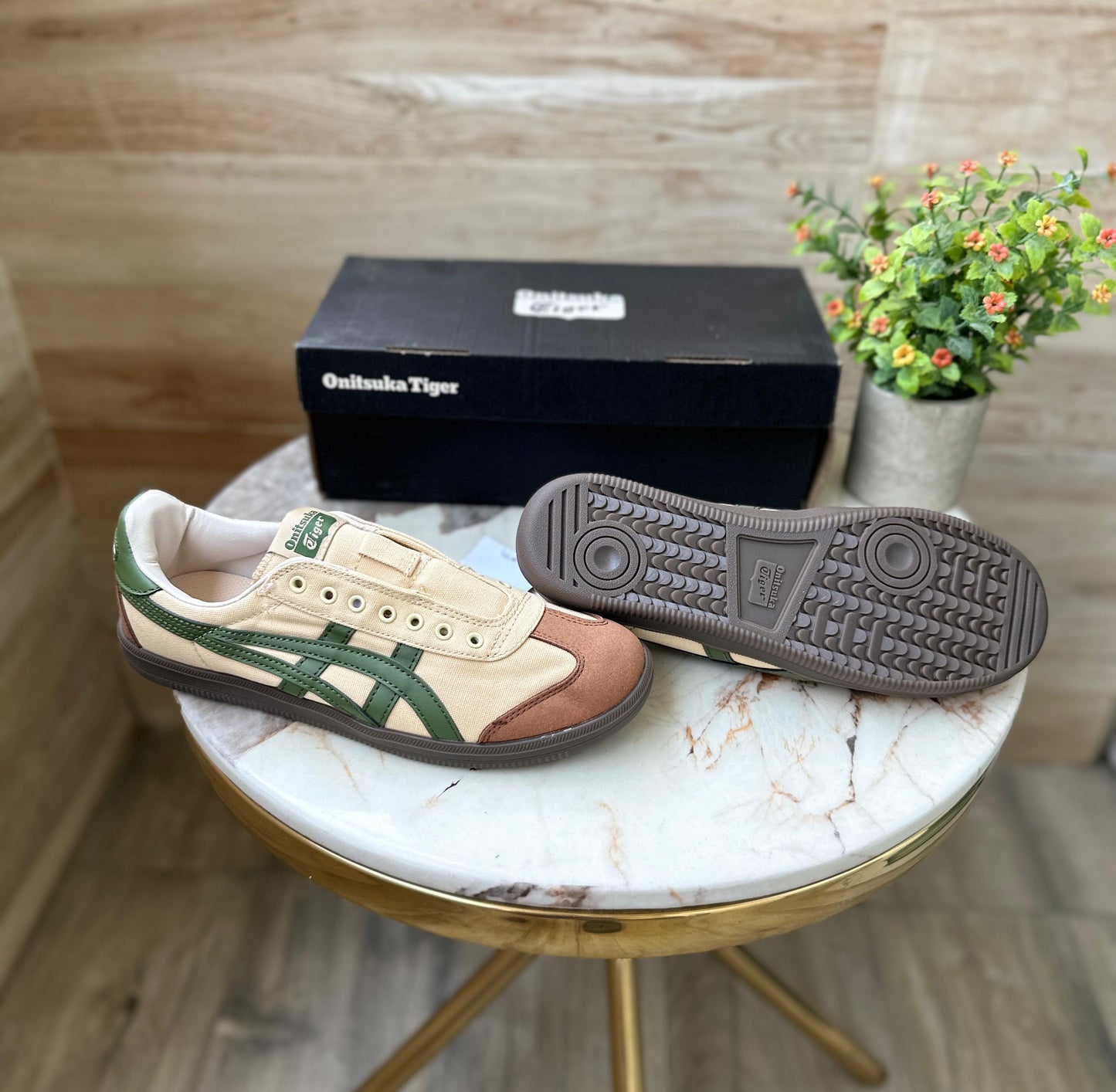 ONITSUKA TIGER TOKUTEN GUM SOLE