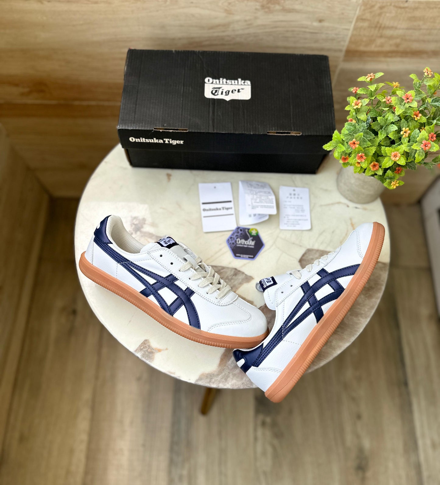 ONITSUKA TIGER GUM SOLE NAVY EDTN