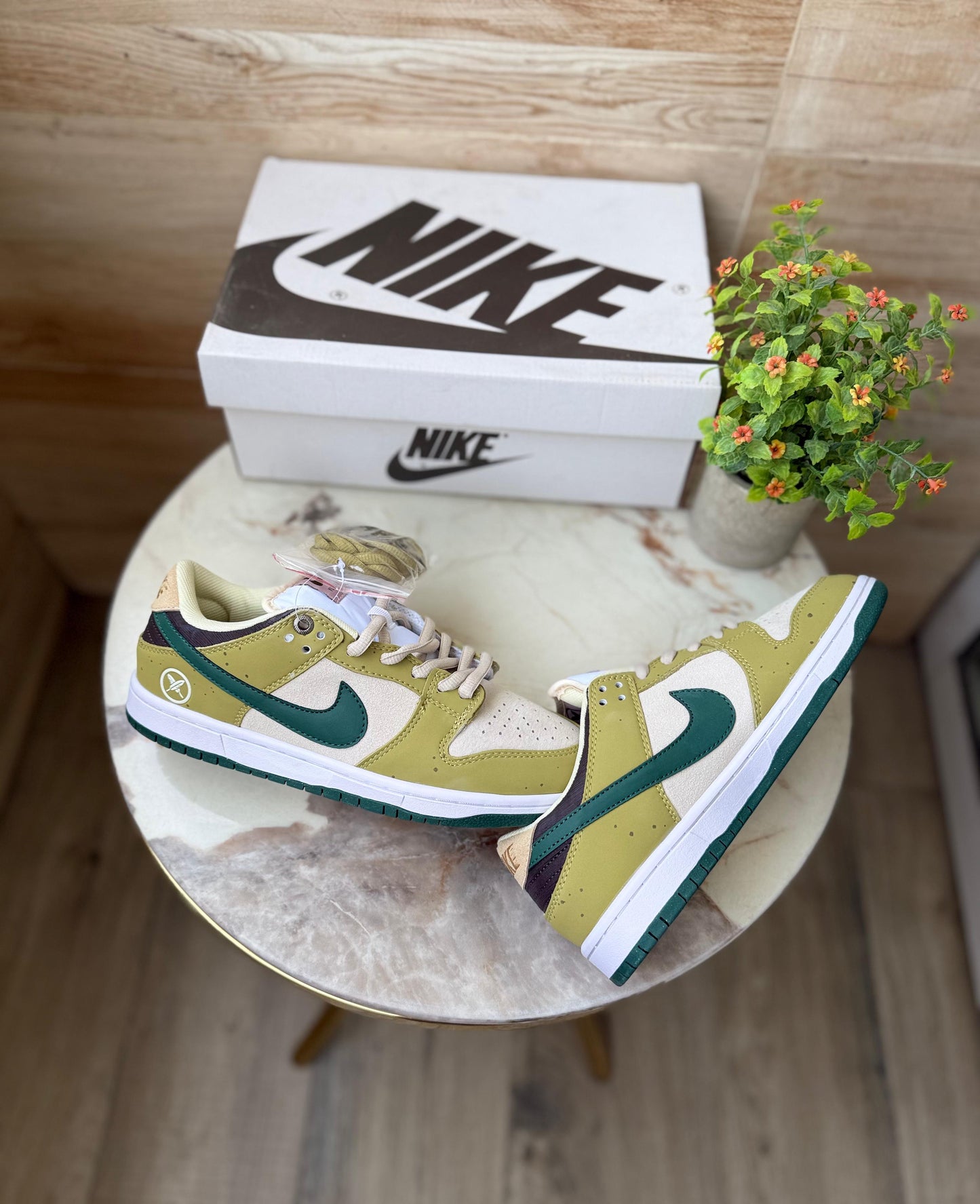 NIKE SB DUNK YUTO ASPARAGUS