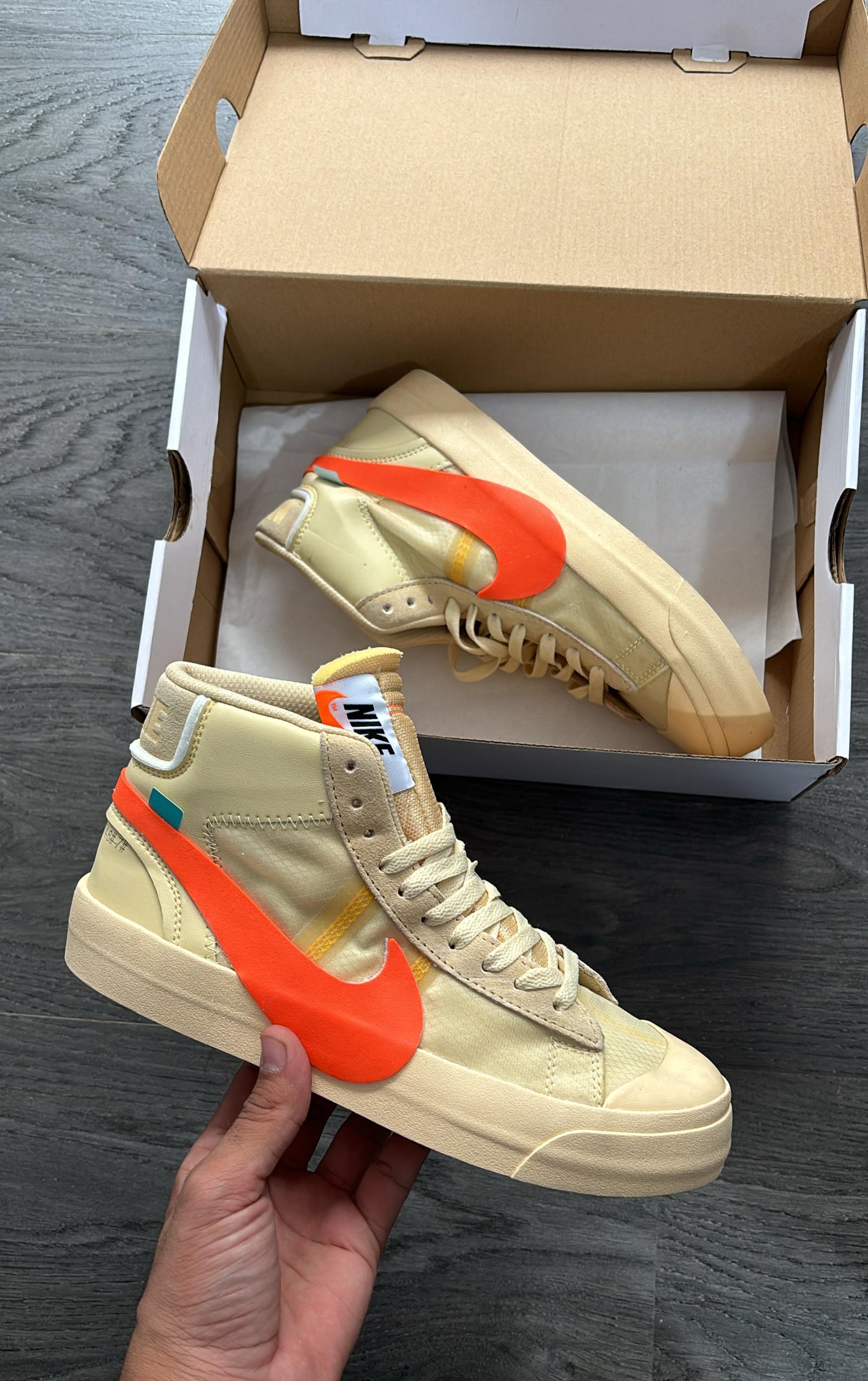 NIKE BLAZER OFF WHITE