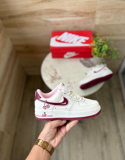 NIKE AIRFORCE VALENTINE WEEK