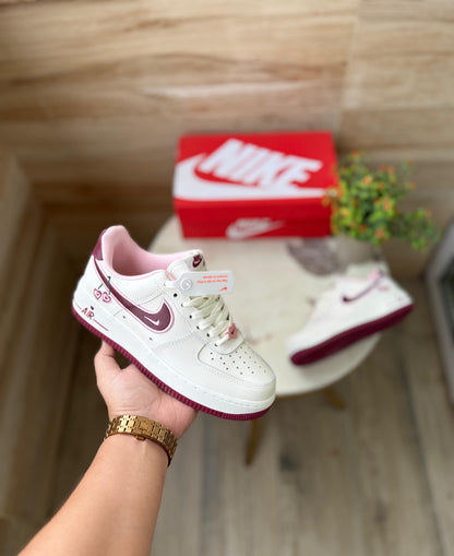 NIKE AIRFORCE VALENTINE WEEK