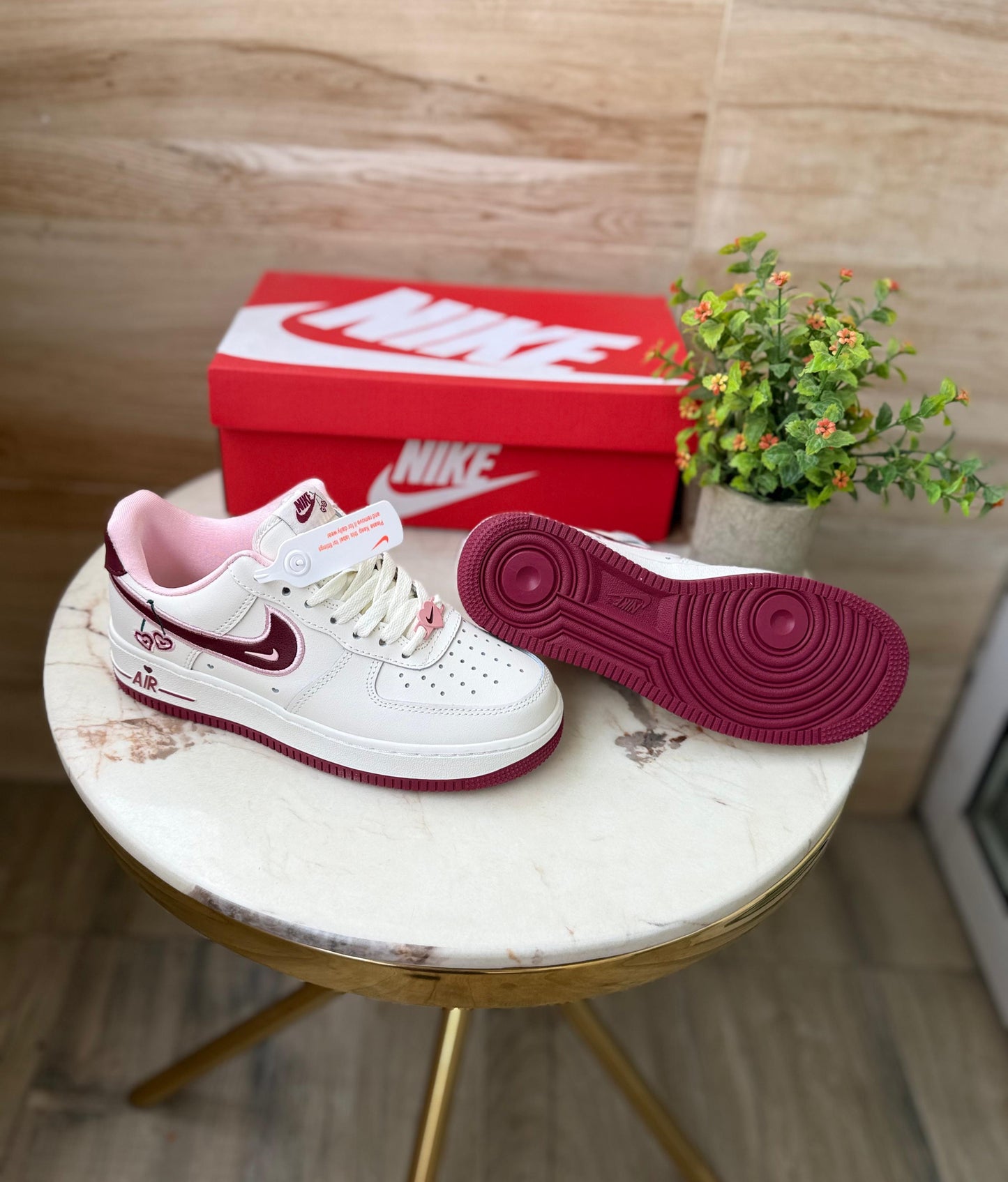 NIKE AIRFORCE VALENTINE WEEK