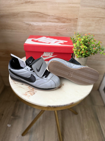 NIKE CORTEZ SE TIEMPO GREY