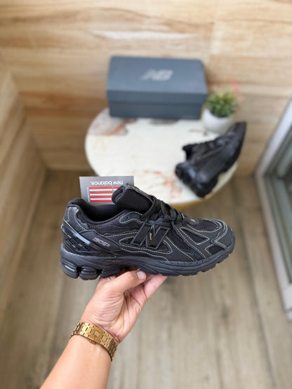 NEW BALANCE 1906 R PHANTOM BLACK