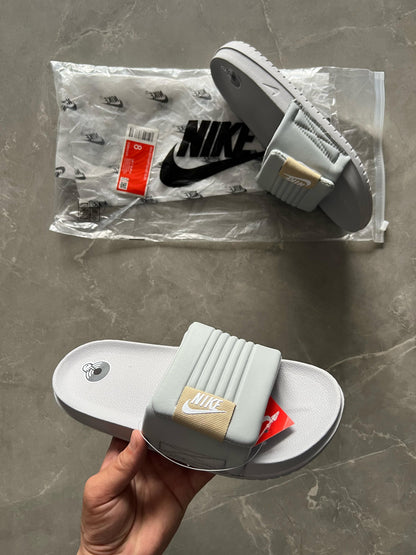 NIKE OFFCOURT ADJUST SLIDE