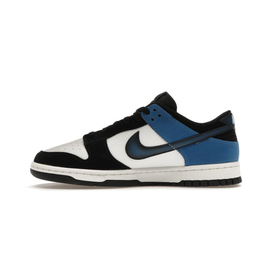 NIKE SB DUNK INDUSTRIAL BLUE LIMITED EDTN